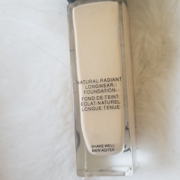 Nars natural radiant foundation shade Gobi - Picture 2 of 2